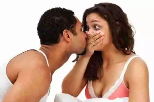 My Boyfriend’s Mouth Has Been Smelling Badly For Two Years – Lady Laments